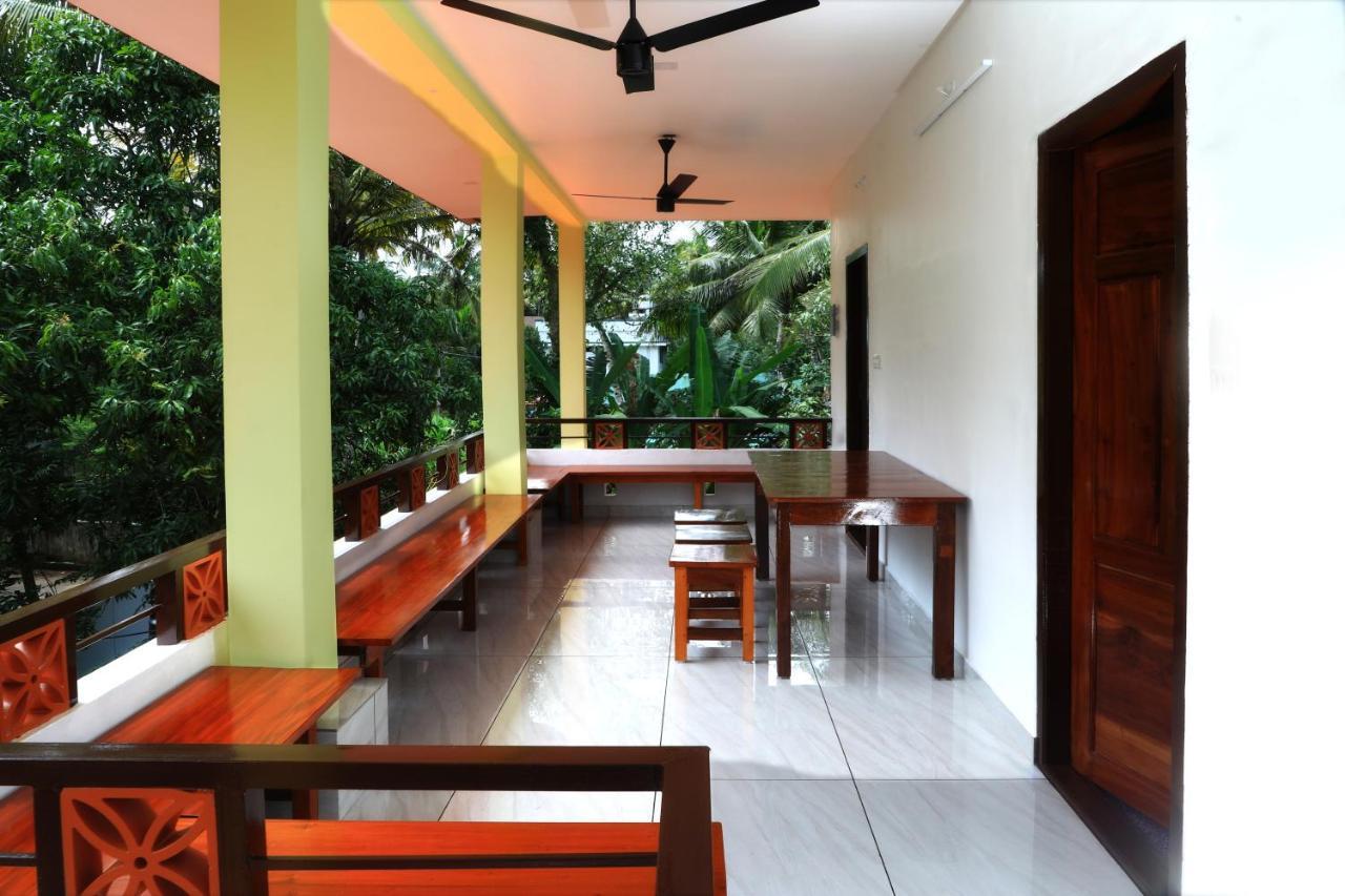 Munroe Vision Panakkattu Homestay Mundrothuruth エクステリア 写真
