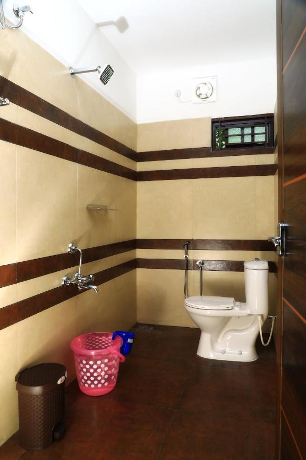 Munroe Vision Panakkattu Homestay Mundrothuruth エクステリア 写真
