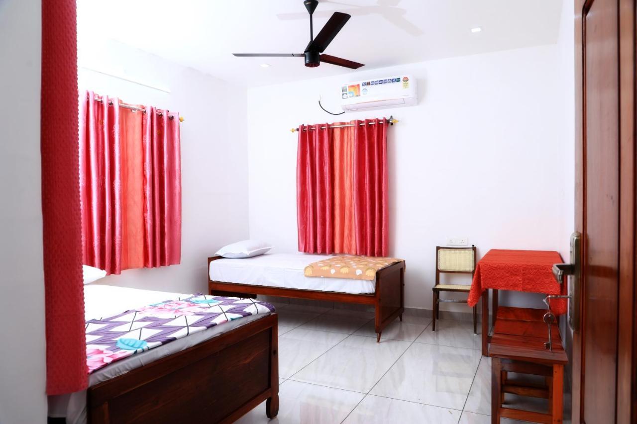 Munroe Vision Panakkattu Homestay Mundrothuruth エクステリア 写真