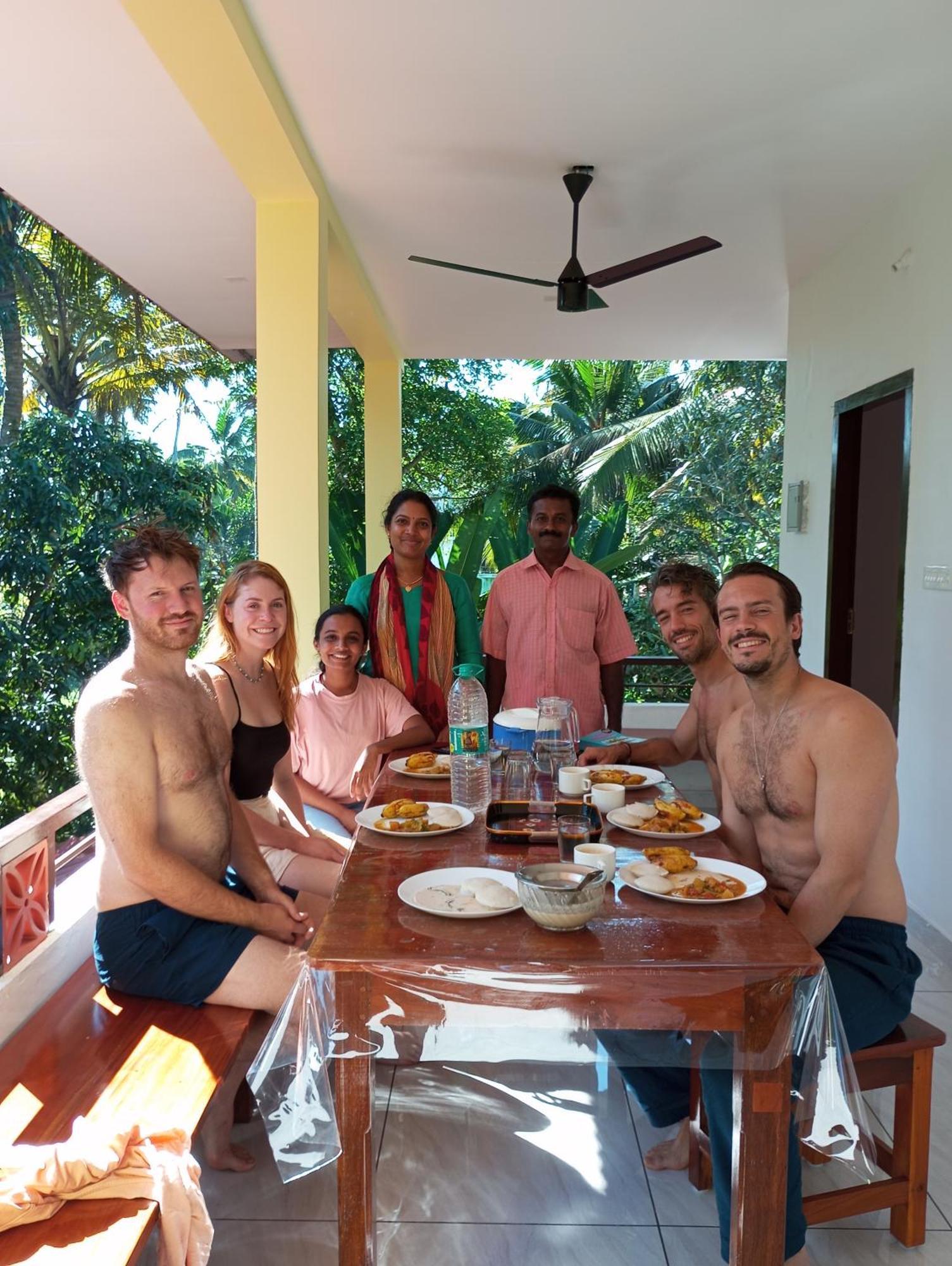Munroe Vision Panakkattu Homestay Mundrothuruth エクステリア 写真
