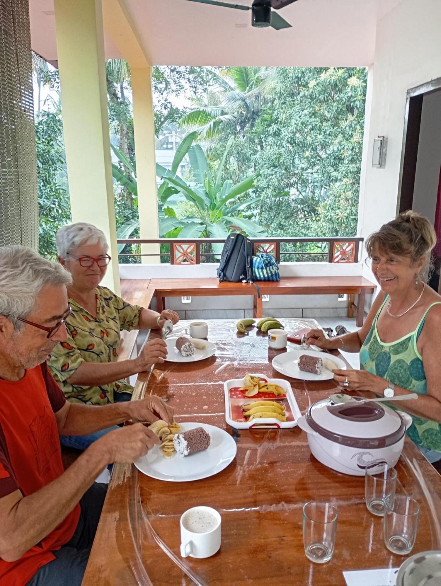 Munroe Vision Panakkattu Homestay Mundrothuruth エクステリア 写真